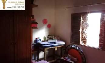 Imagem 3: Casas á venda com edícula no bairro Da Estação e com amplo terreno em Votuporanga/SP