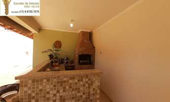 Imagem 5: Casa á venda com 3 dormitórios (sendo 1 suíte), 4 salas, copa e cozinha, 3 banheiros e amp