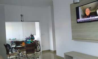 Imagem 2: Sobrado á venda com 3 dormitórios (sendo 2 suítes), 2 vagas em ótima localização no bairro