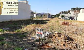 Imagem: Terreno á venda com 201 m² no bairro Divina