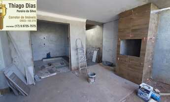 Imagem 4: Casa em fase de construção com projeto moderno á venda em ótima localização na cidade de V