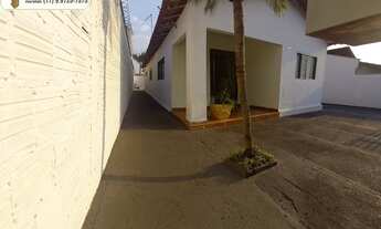 Imagem 3: Casa á venda com 3 salas, 2 dormitórios e amplo terreno em ótima localização á venda no ba