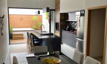 Imagem 2: Casa nova e moderna á venda com 3 dormitórios, cozinha gourmet e SPA no bairro Jardim Barc