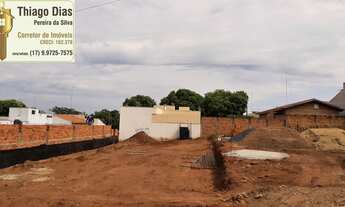 Imagem: Terreno á venda com 300 m² no bairro Chácara