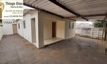 Imagem: Casa com edícula á venda no bairro Chácara