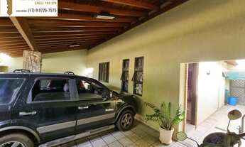 Imagem 2: Casa á venda com 3 dormitórios, 2 vagas, varanda com churrasqueira no bairro Parque Cecap