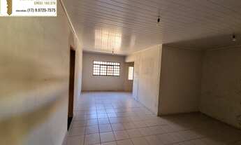 Imagem: Casa á venda com 2 dormitórios, 2 vagas