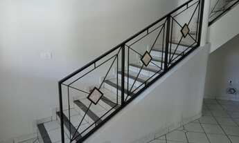 Imagem: Sobrado á venda com 3 dormitórios, 2 vagas