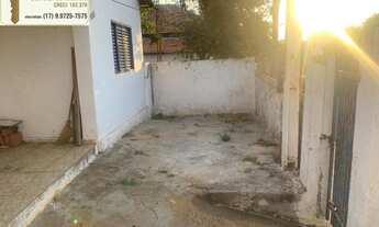 Imagem 6: Casa á venda com amplo terreno no bairro Higienópolis na cidade de Catanduva/SP