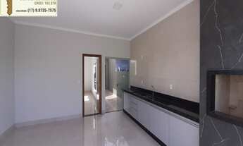 Imagem 5: Casa nova e moderna á venda com 3 dormitórios (1 suíte), cozinha gourmet com churrasqueira