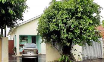 Imagem: Casa á venda com 2 dormitórios no bairro