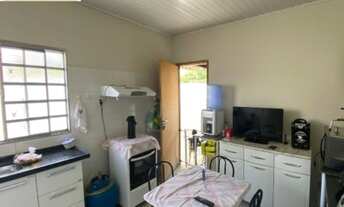 Imagem 3: Casa á venda com 2 dormitórios e amplo quintal no bairro Pq. Residencial Cidade Jardim na