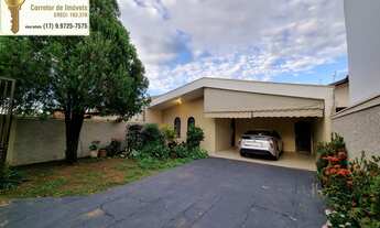 Imagem 2: Casa á venda com 5 dormitórios (sendo 1 edícula) amplo terreno no bairro Jardim Bom Clima