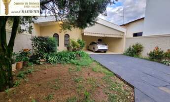 Imagem: Casa á venda com 5 dormitórios (sendo