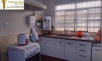 Imagem 6: Casa com edícula á venda com 3 dormitórios, 2 banheiros, 4 vagas em ótima localização no b