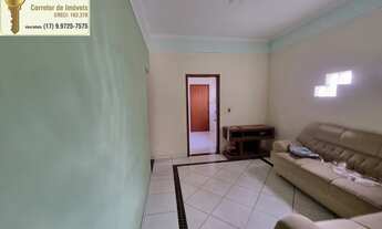 Imagem 5: Casa á venda com 3 dormitórios (sendo 1 suíte), 3 vagas na garagem, varanda e amplo quinta