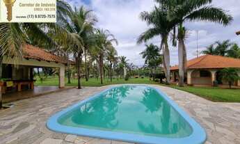 Imagem: Chácara á venda com 22.200 m² completa