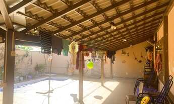 Imagem 6: Casa á venda com piscina, churrasqueira, 3 dormitórios (sendo 1 suíte com closet) no bairr