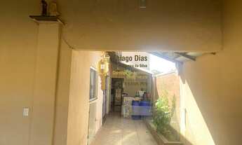 Imagem 3: Casa á venda com piscina, churrasqueira, 3 dormitórios (sendo 1 suíte com closet) no bairr