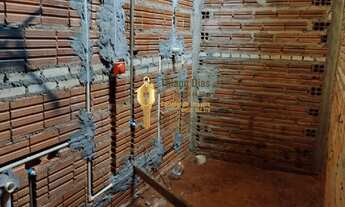 Imagem 6: Casa nova e moderna á venda com 3 dormitórios (sendo 1 suíte), 2 vagas e amplo quintal no