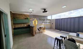 Imagem 2: Casa moderna á venda com 3 dormitórios (sendo 1 suíte), garagem gourmet com churrasqueira