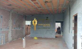 Imagem 3: Casa nova e moderna á venda com 3 dormitórios (sendo 1 suíte), 2 vagas e amplo quintal no