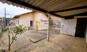 Imagem 2: Casa a venda com 2 dormitórios no bairro Conjunto Habitacional L Boso em Catanduva/SP