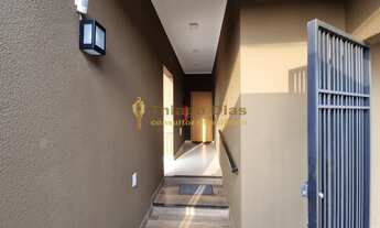 Imagem 3: Apartamento á venda com 2 dormitórios (sendo 1 suíte), 1 vaga, churrasqueira privativa no