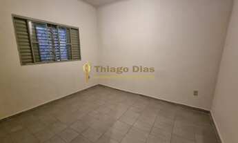 Imagem 6: Casa á venda em ótima localização com 2 dormitórios, 1 vaga de garagem no bairro Pozzobon