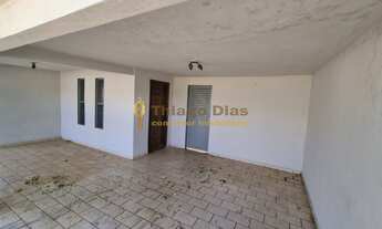 Imagem 2: Casa á venda em ótima localização com 2 dormitórios, 1 vaga de garagem no bairro Pozzobon