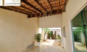 Imagem 3: Casa á venda com 3 dormitórios (sendo 1 suíte), varanda com churrasqueira no bairro Reside