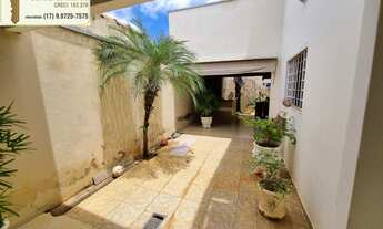 Imagem 4: Casa á venda com 3 dormitórios (sendo 1 suíte), varanda com churrasqueira no bairro Reside