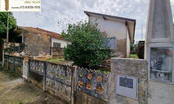 Imagem 4: Casa á venda na região central da cidade de Votuporanga/SP