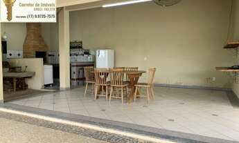 Imagem 4: Casa ampla á venda com 6 dormitórios (sendo 3 suítes), piscina, quiosque com churrasqueira