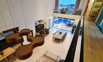 Imagem: Casa assobradada alto padrão com elevador