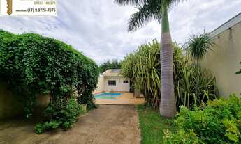 Imagem 3: Casa ampla com 4 dormitórios, edícula com piscina, varanda com churrasqueira, escritório á