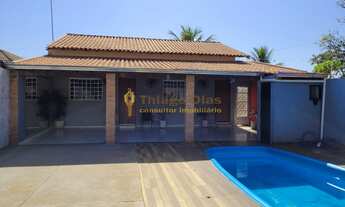 Imagem 2: Casa tipo edícula á venda com 2 dormitórios, piscina e quiosque com churrasqueira no bairr