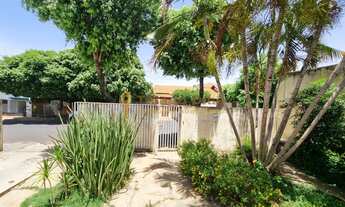 Imagem 4: Casa á venda com 2 dormitórios, amplo quintal no bairro Pozzobon na cidade de Votuporanga