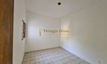 Imagem 6: Casa ampla á venda com 3 dormitórios (sendo 1 suíte) 4 vagas, quintal amplo em ótima local