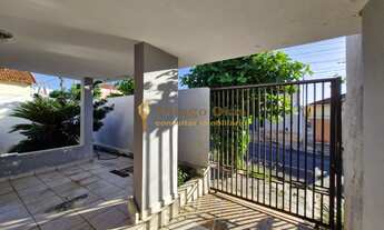 Imagem: Casa á venda em ótima localização no