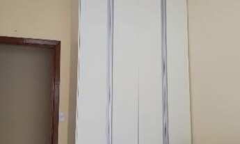 Imagem 4: Casa rica em armários, acabamento de primeira qualidade condomínio fechado. Sendo 03 dormi