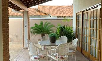 Imagem 3: JARDIM TARRAF SENDO 450 metros de terreno de esquina 270 metros de área construída 3 quar