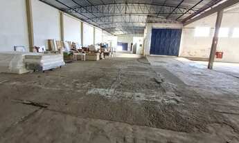 Imagem 3: BAIRRO SINIBALDE prédio/edifício inteiro para alugar 2 banheiros, entrada para caminhão