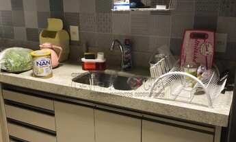 Imagem 4: Sobre o imóvel Apartamento à venda com 2 quartos, 1 suite, 2 vagas e 2 banheiros. Localiz