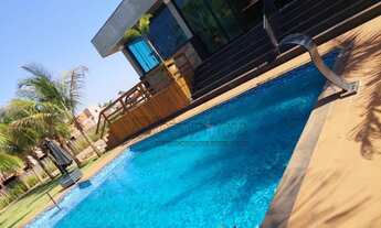 Imagem: Rancho em fronteira rancho beira do rio