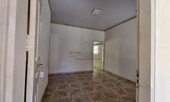 Imagem 3: Casa para locação no Centro de São José do Rio Preto-SP: 2 quartos, 2 salas, 1 banheiro, 1