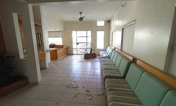 Imagem 5: Casa comercial para locação no Centro de São José do Rio Preto-SP: 10 salas, 5 banheiros