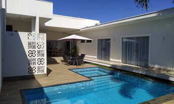 Imagem 1: Casa de Alto Padrão - 3 suítes