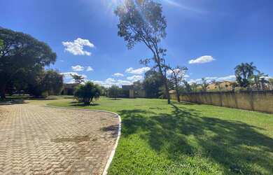 Imagem 2: Lote no Park Way 2500m² regularizado!! Condomínio fechado!