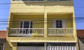 Imagem: Sobrado em Arniqueiras - 3 quartos - Salão